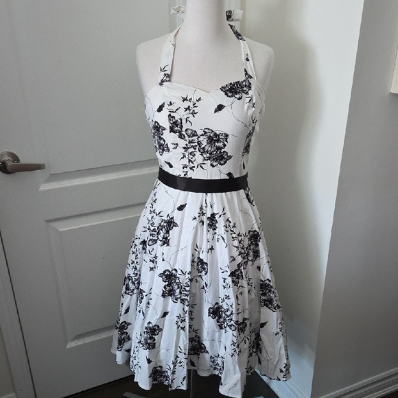 Strapless Black and White Floral Dress - Picture 2 of 6